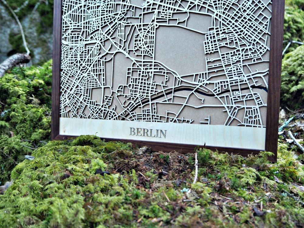 Berlin Träkarta - Stilren Stadstavla